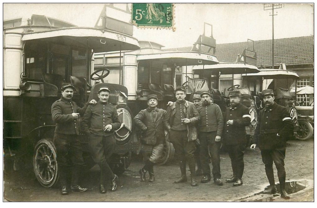 PARIS 18. Entrepôt des Bus et Autobus Rue Glignancourt. Conducteurs 1914 très Rare...