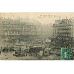 carte postale ancienne INONDATION DE PARIS 1910. Cour et Rue du Havre Gare Saint-Lazare