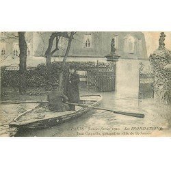 INONDATION ET CRUE DE PARIS 1910. Coquelin quittant sa Villa Saint-James