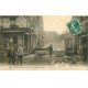 INONDATION ET CRUE DE PARIS 1910. Rue Gros digue de fortune