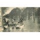 carte postale ancienne INONDATION ET CRUE DE PARIS 1910. Place de l'Alma embarcadère de Bateaux