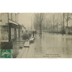 Inondations et Crue de 1910. SAINT-DENIS 93. Rue de la Briche