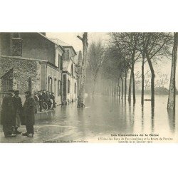 77 FONTAINEBLEAU. Inondations et crue de 1910. Usine des Eaux Route de Provins