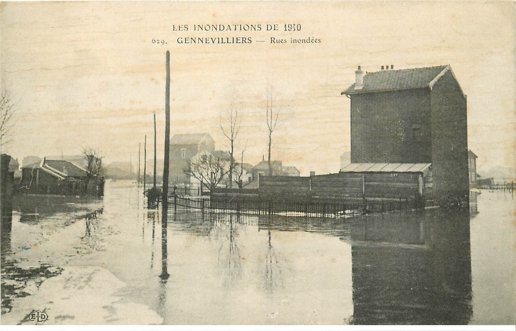 Inondations et Crue de 1910. GENNEVILLIERS 92. Rues inondées