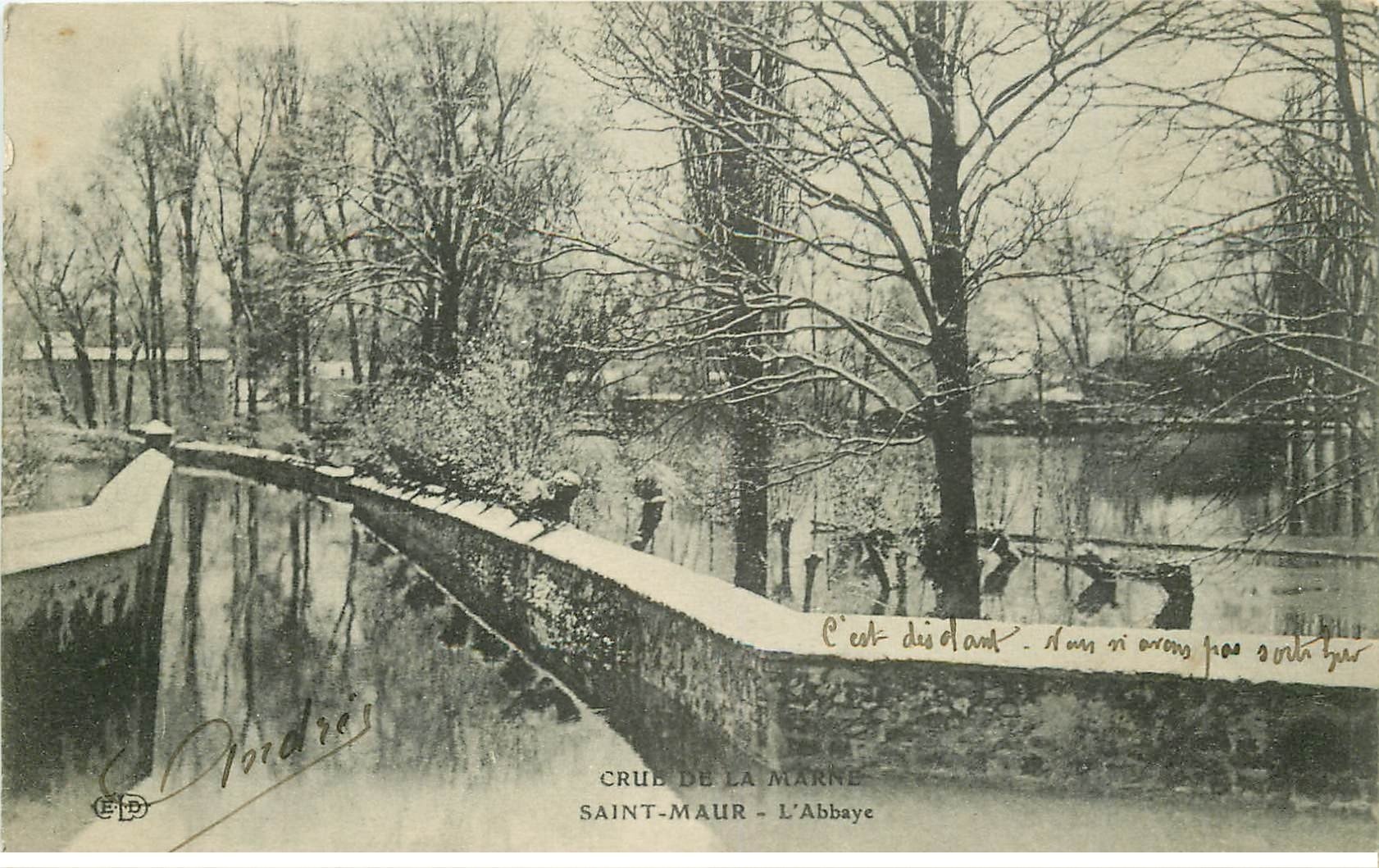 carte postale ancienne Inondation et Crue de 1910. SAINT-MAUR 94. L'Abbaye