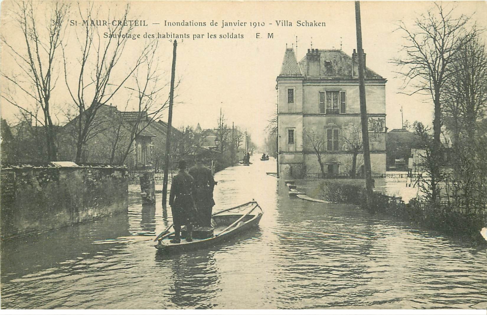 Inondations et Crue de 1910. SAINT-MAUR 94. Villa Schacken Militaires Sauveteurs