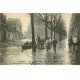 carte postale ancienne INONDATION ET CRUE PARIS 1910. Ravitaillement Boulevard Saint-Germain