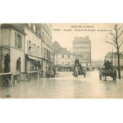 carte postale ancienne INONDATION ET CRUE PARIS 1910. Boulevard de Grenelle Hôtel de Bourgogne