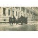 carte postale ancienne INONDATION ET CRUE PARIS 1910. Rue de Lille Artillerie secouristes. 2 plis...