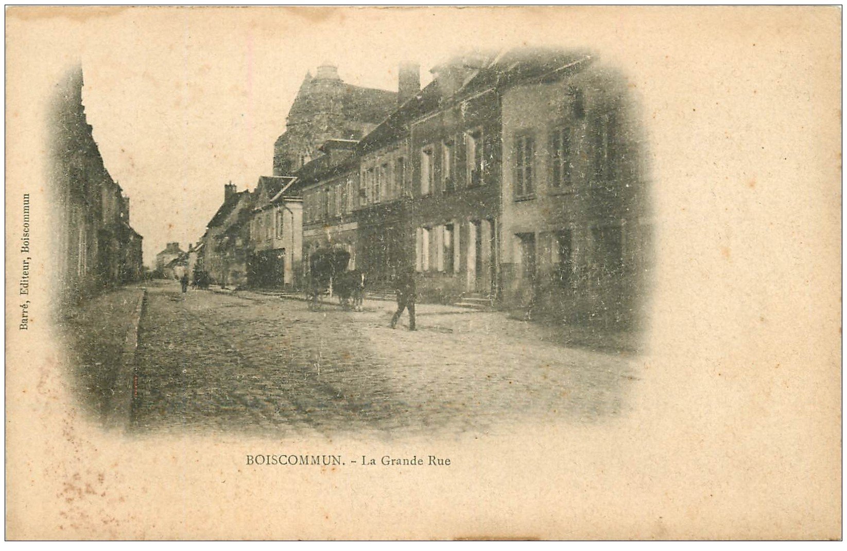 carte postale ancienne 45 BOISCOMMUN. La Grande Rue vers 1900