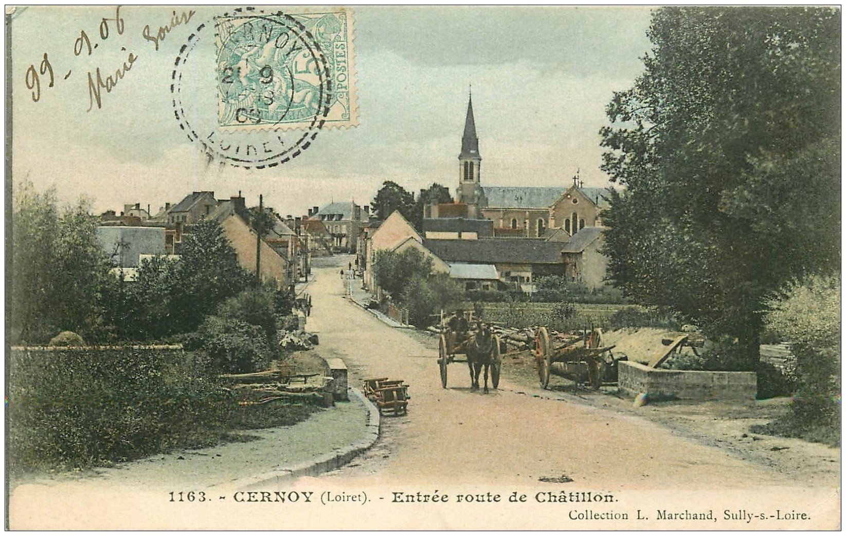 carte postale ancienne 45 CERNOY. Entrée Route de Châtillon 1906