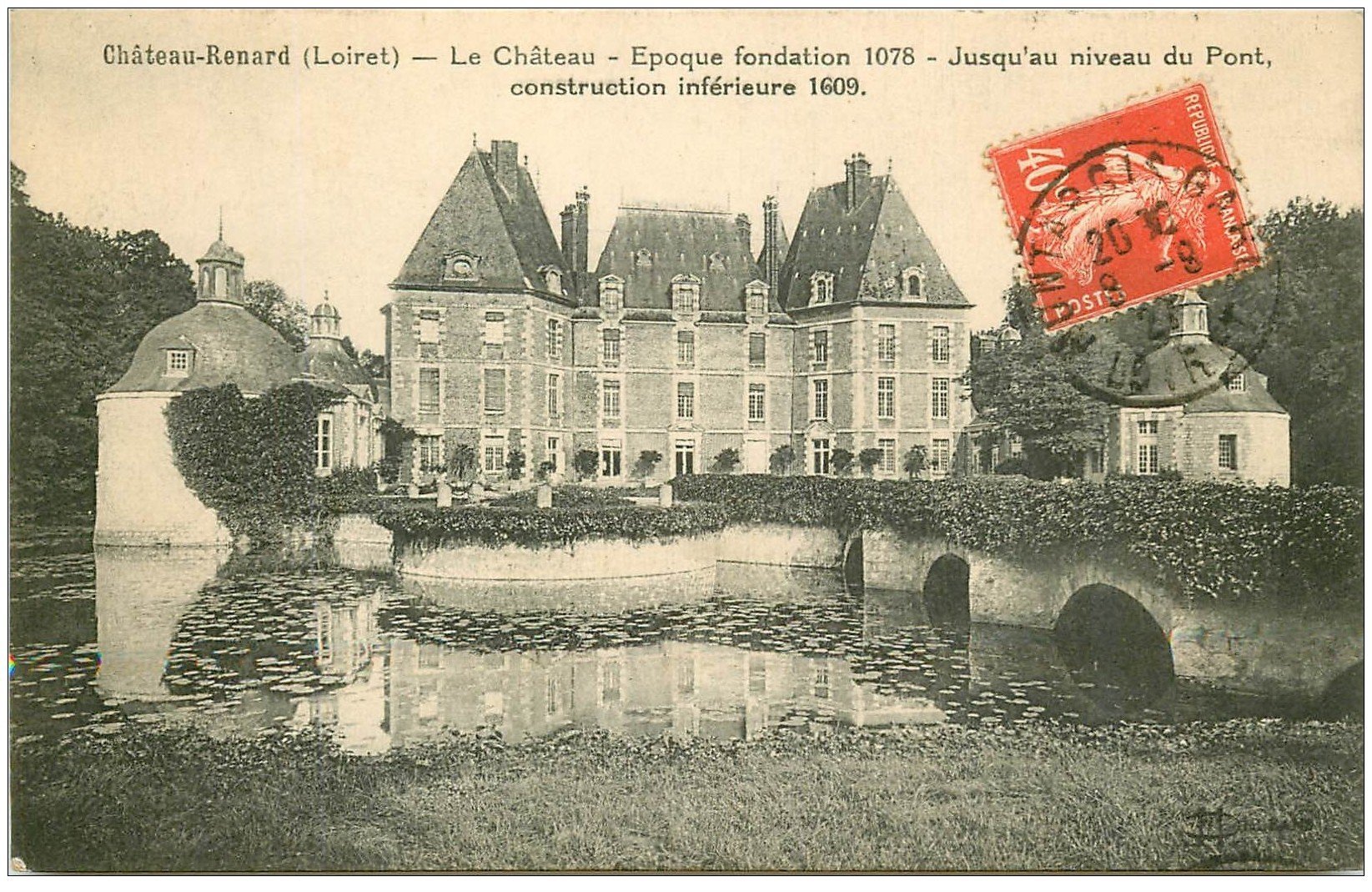 carte postale ancienne 45 CHATEAURENARD. Le Château 1927