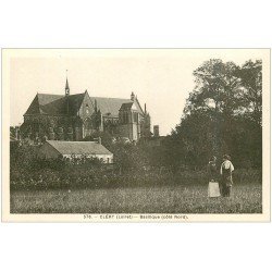 carte postale ancienne 45 CLERY. Basilique et Femmes