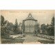 45 CORBEILLES. Grille du Château avec Jardinier et Enfants 1924