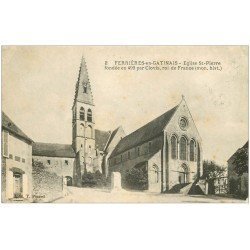 carte postale ancienne 45 FERRIERES-EN-GATINAIS. Eglise Saint-Pierre 1935