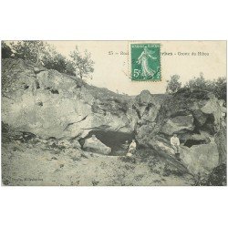 carte postale ancienne 45 MALESHERBES. Grotte du Hibou 1909