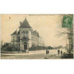 carte postale ancienne 45 MONTARGIS. La Caisse d'Epargne 1924. Pli vertical