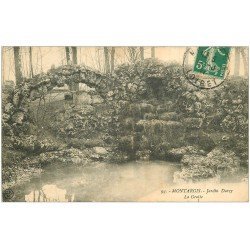 carte postale ancienne 45 MONTARGIS. La Grotte Jardin Durzy 1911