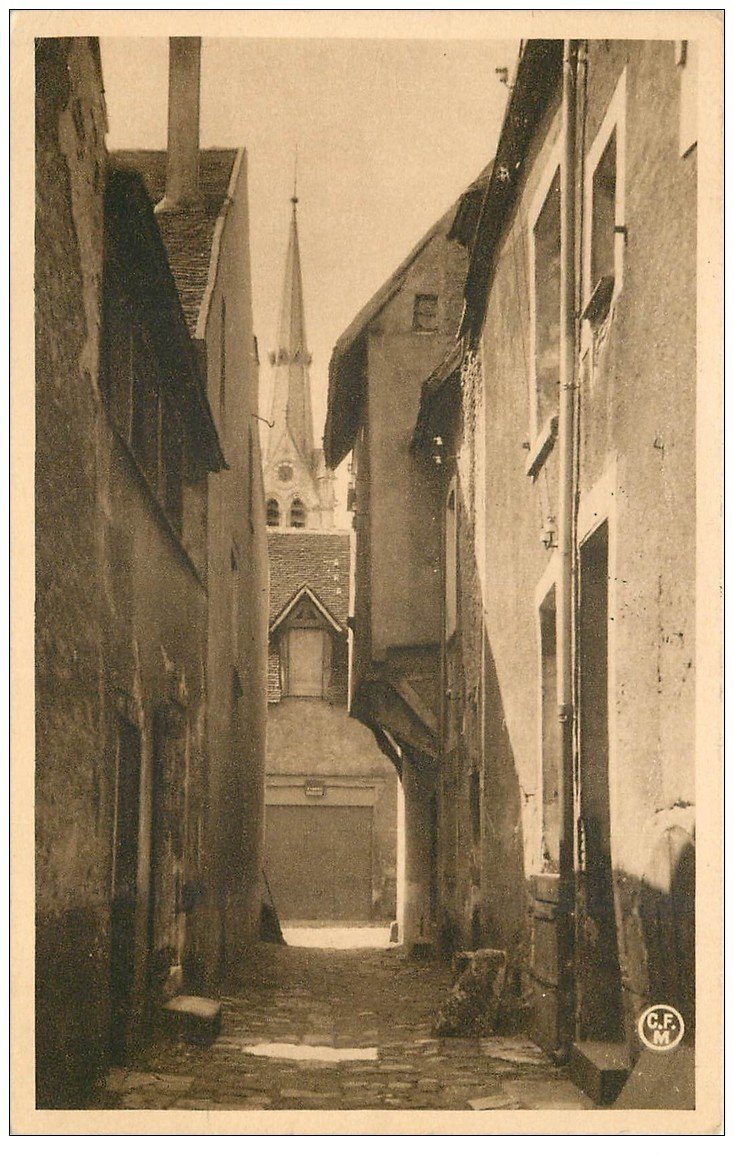 carte postale ancienne 45 MONTARGIS. Rue Mircou 1954