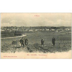 carte postale ancienne 11 BELVEZE. Agriculteurs avec Cheval de labour