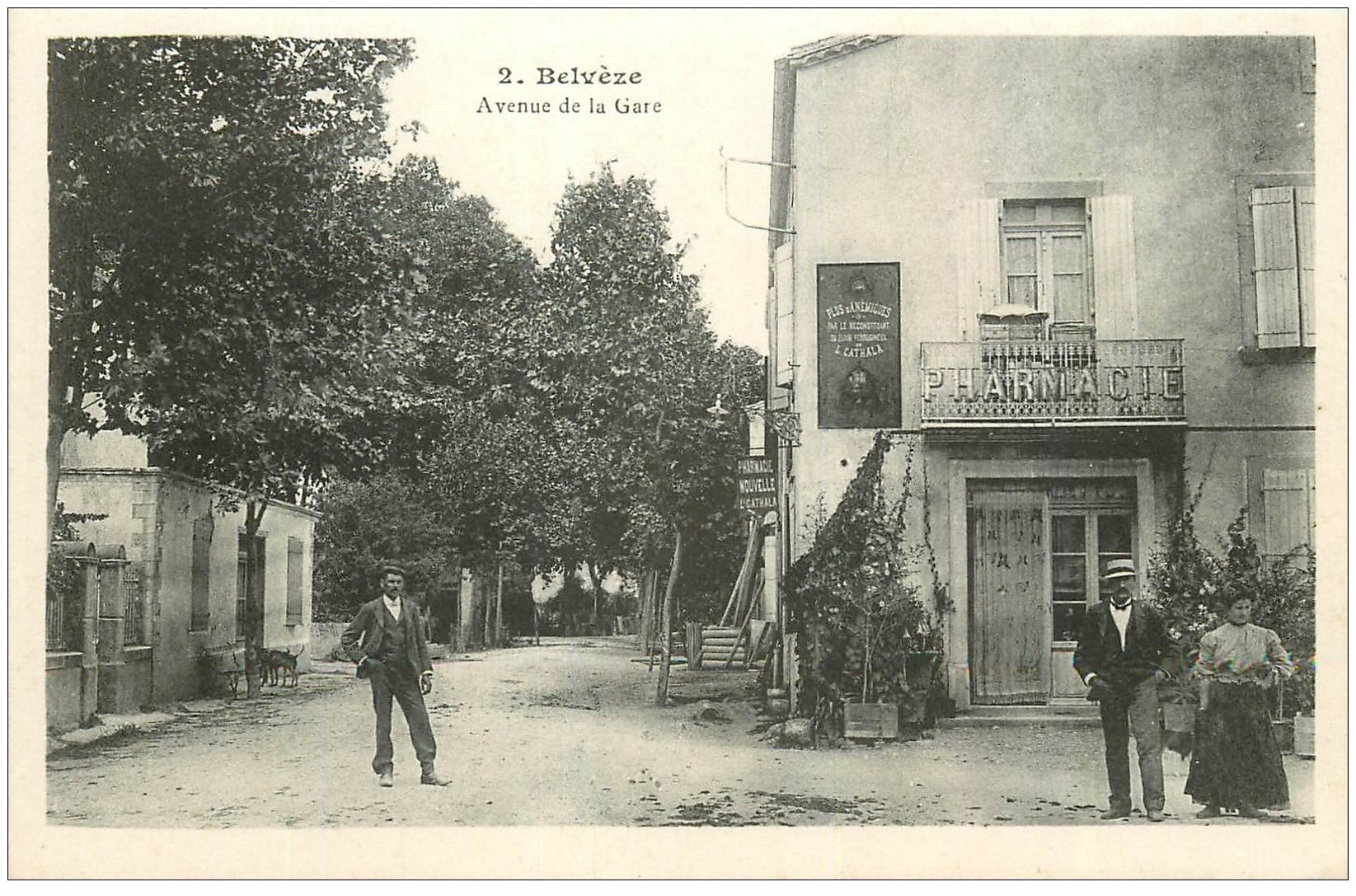 11 BELVEZE. Avenue de la Gare. Pharmacie