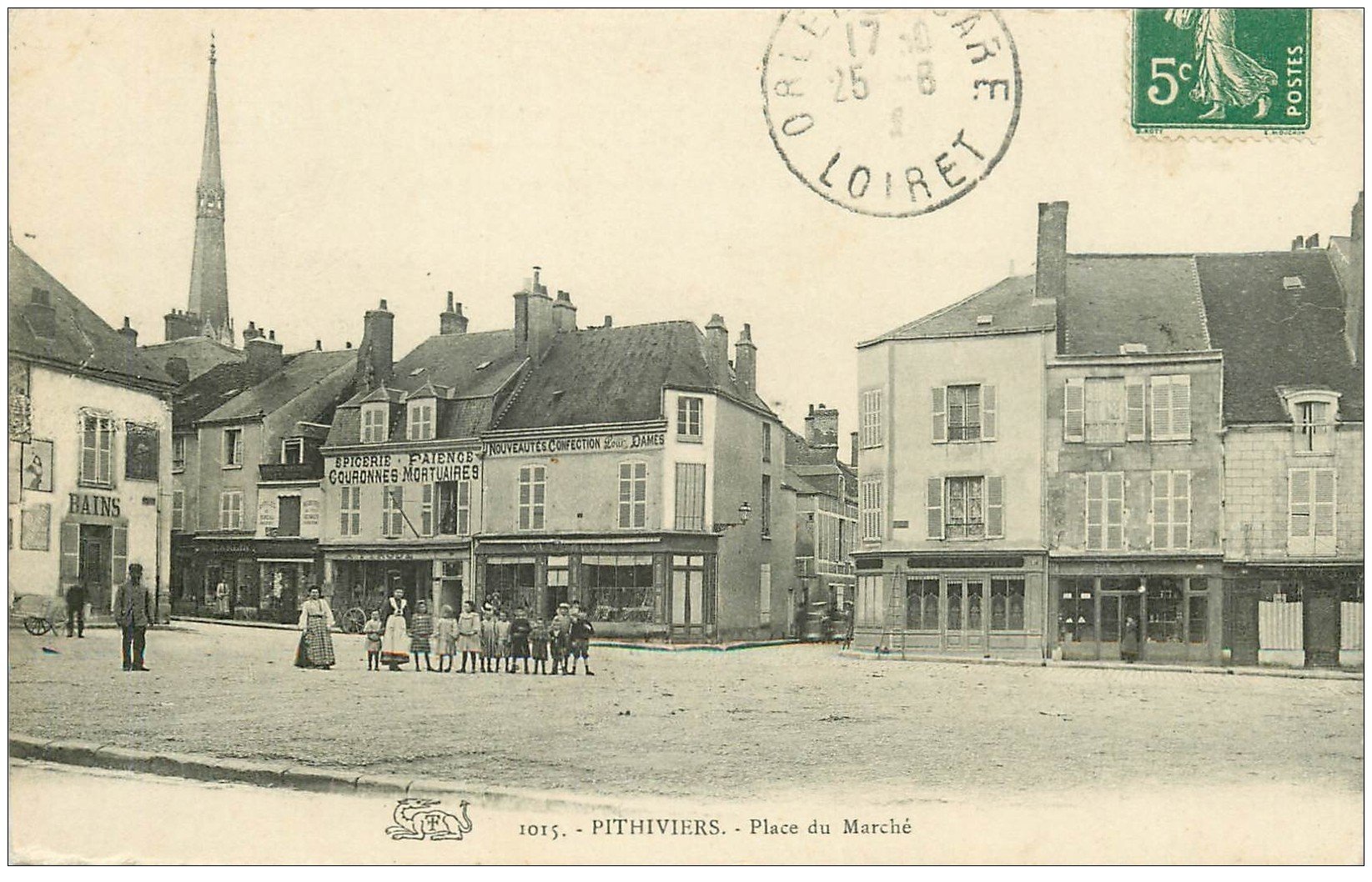 carte postale ancienne 45 PITHIVIERS. Bains Place du Marché 1912