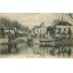 carte postale ancienne 45 MONTARGIS. Lavandières sur le Loing. Tampon Militaire 1916