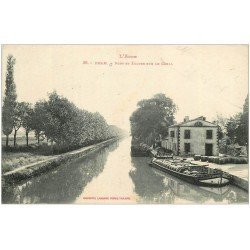 carte postale ancienne 11 BRAM. Pont et Ecluse sur le Canal avec Péniche