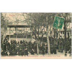 carte postale ancienne 11 CASTELNAUDARY. Concert sur la Place 1916