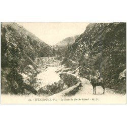 carte postale ancienne 64 ITXASSOU. Cavalier Route du Pas de Roland