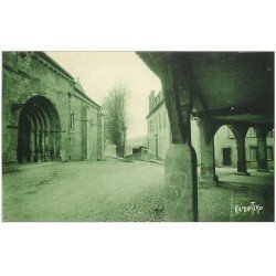 carte postale ancienne 64 OLORON SAINTE-MARIE. Eglise Sainte-Croix où se tenait le Marché avant