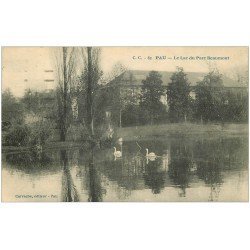 carte postale ancienne 64 PAU. Cygnes au Lac du Parc Beaumont 1924