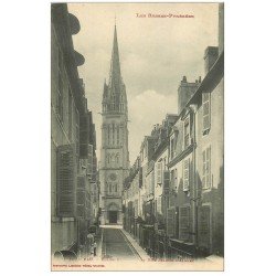 carte postale ancienne 64 PAU. Eglise Rue Jeanne Albret 1917 Café de la Place