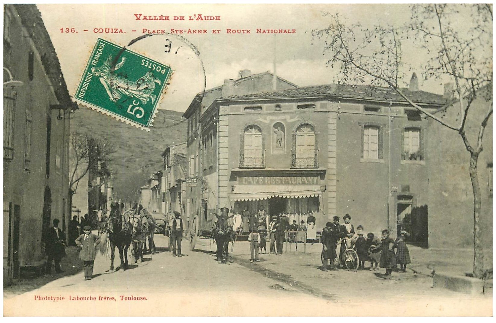 11 COUIZA. Place Sainte-Anne Route Nationale. Café Restaurant 1911 et Facteur à vélo