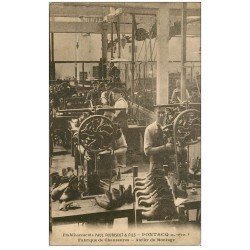 carte postale ancienne 64 PONTACQ. Fabrique Chaussures Atelier de montage Etablissement Fouriscot. Carte correspondance