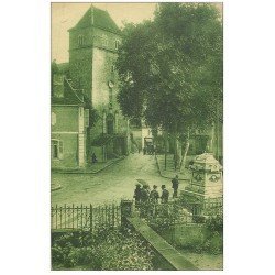 carte postale ancienne 64 SALIES-DE-BEARN. Animation Eglise Saint-Vincent