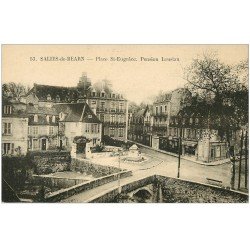 carte postale ancienne 64 SALIES-DE-BEARN. Pension Loustau Place Saint-Eugrâce