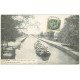 carte postale ancienne 47 AGEN. Transport de tonneaux sur Péniche au Canal et ligne 1906