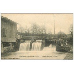 carte postale ancienne 47 CASTELJALOUX-LES-BAINS. Chute du Moulin de Lannes 1918. Ouvriers près écluse