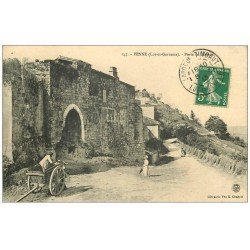 carte postale ancienne 47 PENNE. Porte de Ferracap oi Ferracat 1913