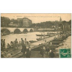 carte postale ancienne 49 ANGERS. Manoeuvres de Pontage par le 6° Génie 1912. Pont de Bateaux. Militaires et Régiments