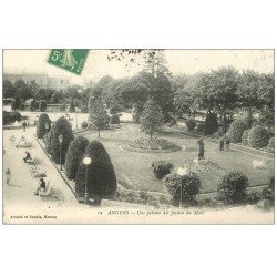 carte postale ancienne 49 ANGERS. Pelouse du Jardin du Mail 1916