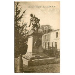carte postale ancienne 49 CHAMPTOCEAUX. Monument du Poilu et Epicerie. Deux beaux timbres mais carte vierge