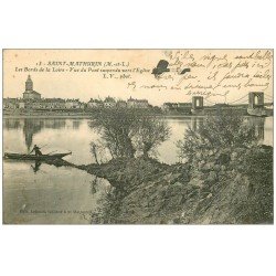 carte postale ancienne 49 SAINT-MATHURIN. Pont suspendu, Aéroplane et Passeur en barque 1916