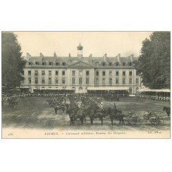 carte postale ancienne 49 SAUMUR. Carrousel Militaire remise du Drapeau