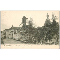 carte postale ancienne 49 SAUMUR. Les Vieux Moulins sur le Coteau