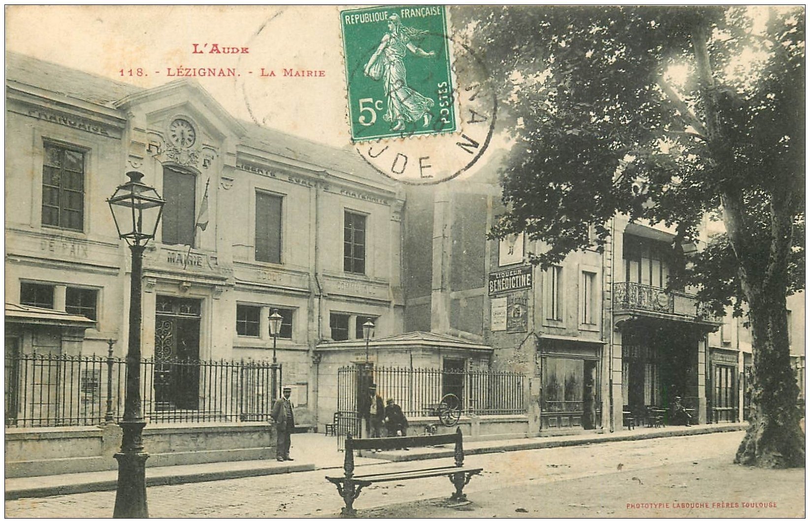 11 LEZIGNAN. La Mairie 1909