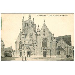 carte postale ancienne 59 BERGUES. Enfants devant Eglise Saint-Martin 1907