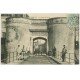 carte postale ancienne 59 BERGUES. La Porte de Bierne vers 1906