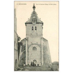 carte postale ancienne 59 BERGUES. Tour ancienne Abbaye Saint-Winoc. Tampon Militaire 1917